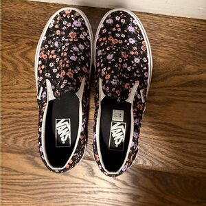 Vans Women's Black Floral Slip-On Sneakers